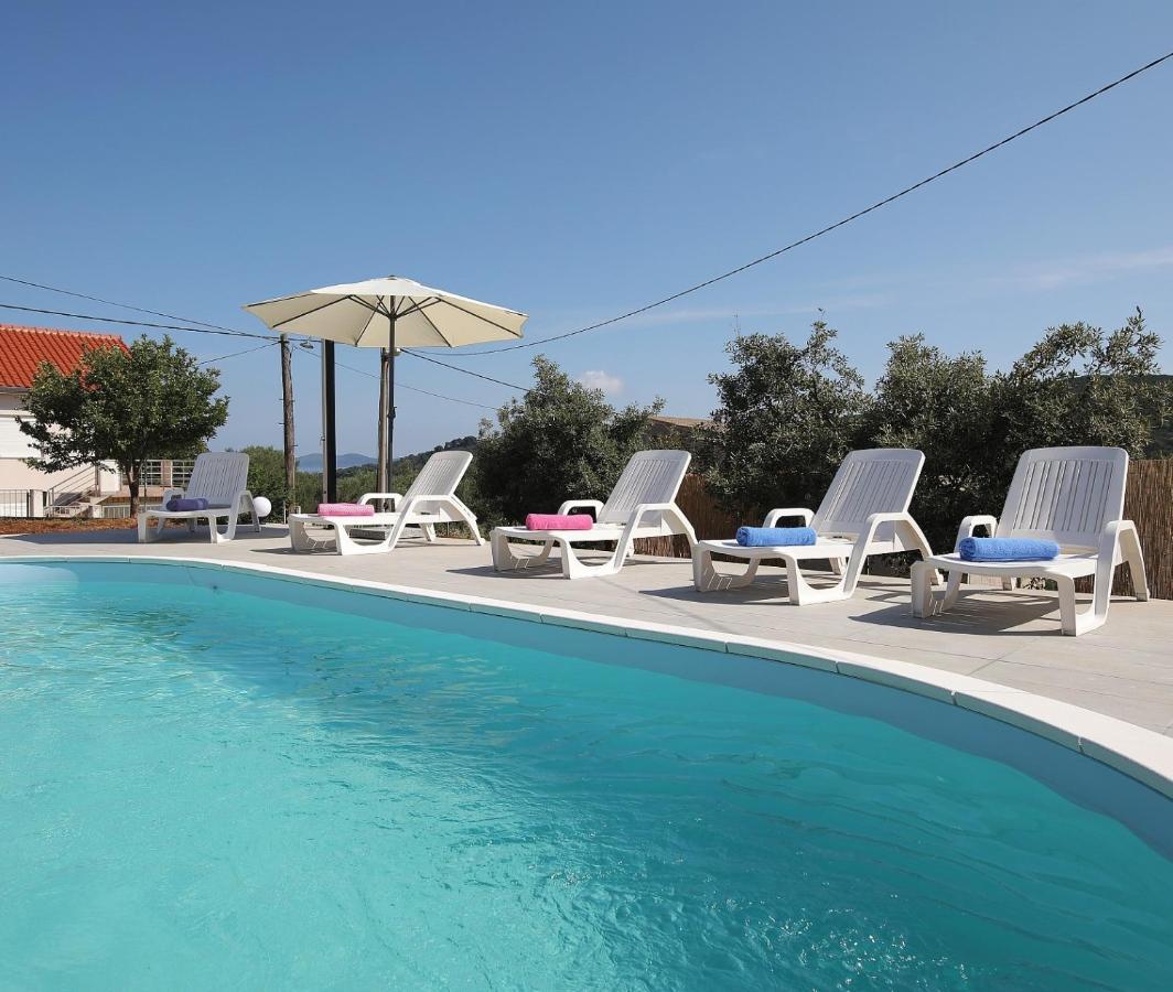 Holiday Home On Dugi Otok - Otok Brbinj Esterno foto